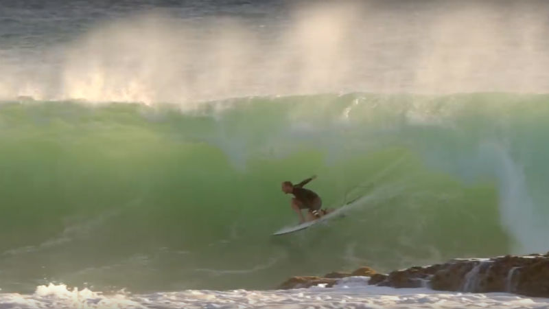 Video: Mick Fanning y compañía surfeando en Snapper Rocks
